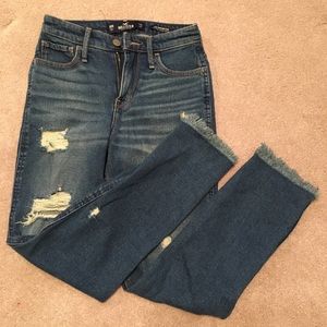 women’s hollister ripped dark wash mom jeans